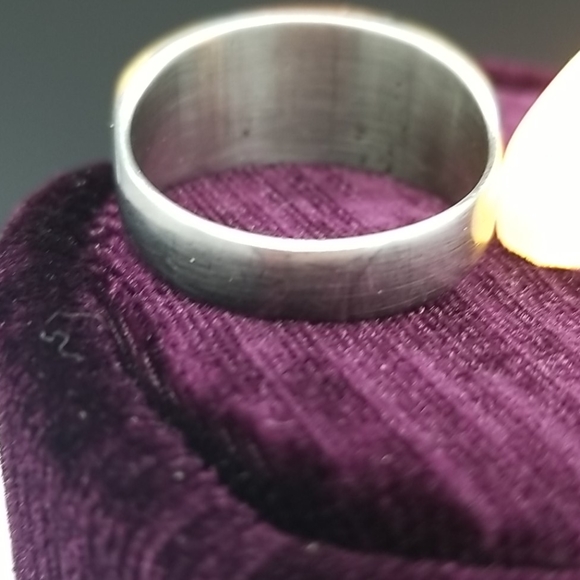 Vintage Hand Crafted Men's Gemstone Ring - Picture 2 of 6